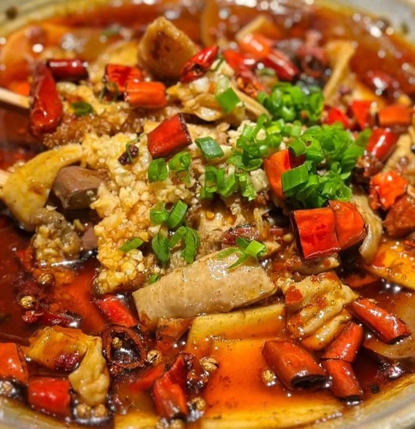 Thổ địa Tr&ugrave;ng Kh&aacute;nh chỉ điểm: 8 m&oacute;n vỉa h&egrave; "ngon chấn động" giấu trong hẻm s&acirc;u, chưa ăn coi như ph&iacute; tiền mua v&eacute;- Ảnh 12.