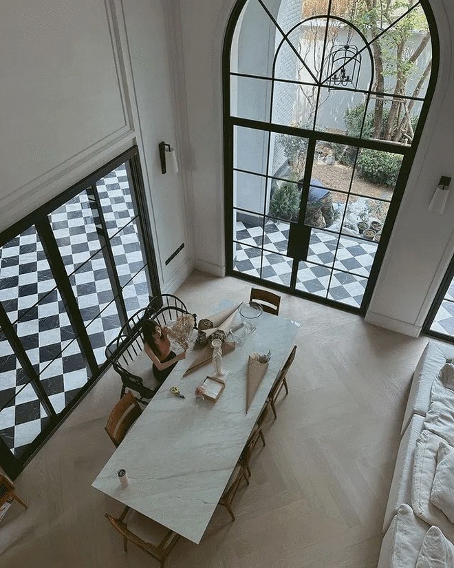 Đại mỹ nh&acirc;n ở dinh thự 55 tỷ, m&ecirc; &ldquo;trồng rau nu&ocirc;i c&aacute;&rdquo;: Vibe chữa l&agrave;nh mạnh mẽ tr&agrave;n m&agrave;n h&igrave;nh- Ảnh 4.