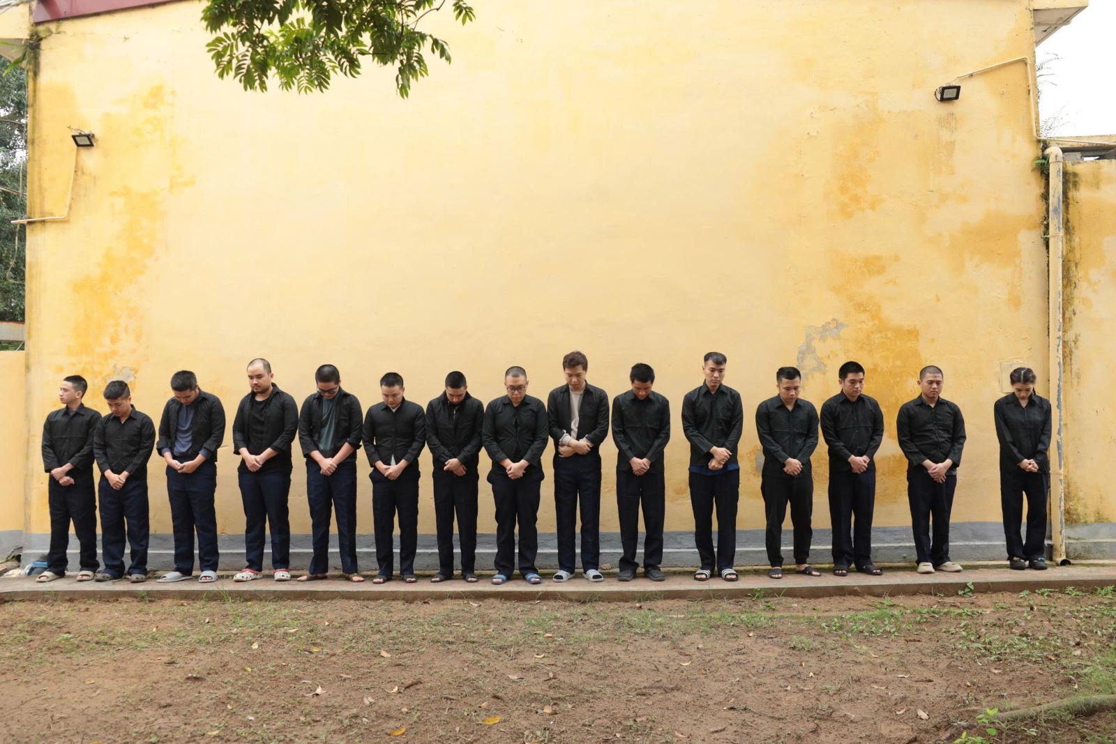 Ch&acirc;n dung 2 &ldquo;&ocirc;ng tr&ugrave;m&rdquo; cầm đầu đường d&acirc;y X&ocirc;i Lạc TV với quy m&ocirc; số tiền gần 1000 tỷ đồng- Ảnh 5.