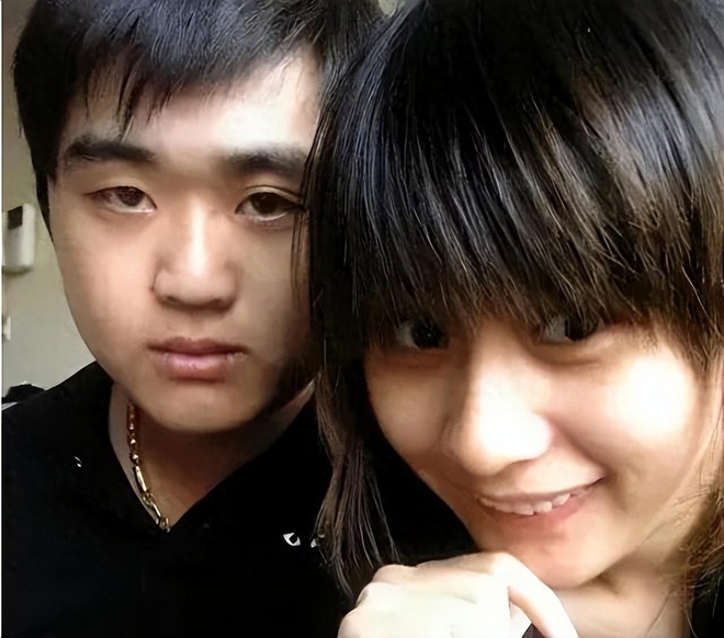 C&ocirc; g&aacute;i tiệm gội đầu cưới thiếu gia, nhận 22 tỷ bồi thường sau ly h&ocirc;n: Sống chung với trai trẻ k&eacute;m 14 tuổi như b&agrave; ho&agrave;ng- Ảnh 1.