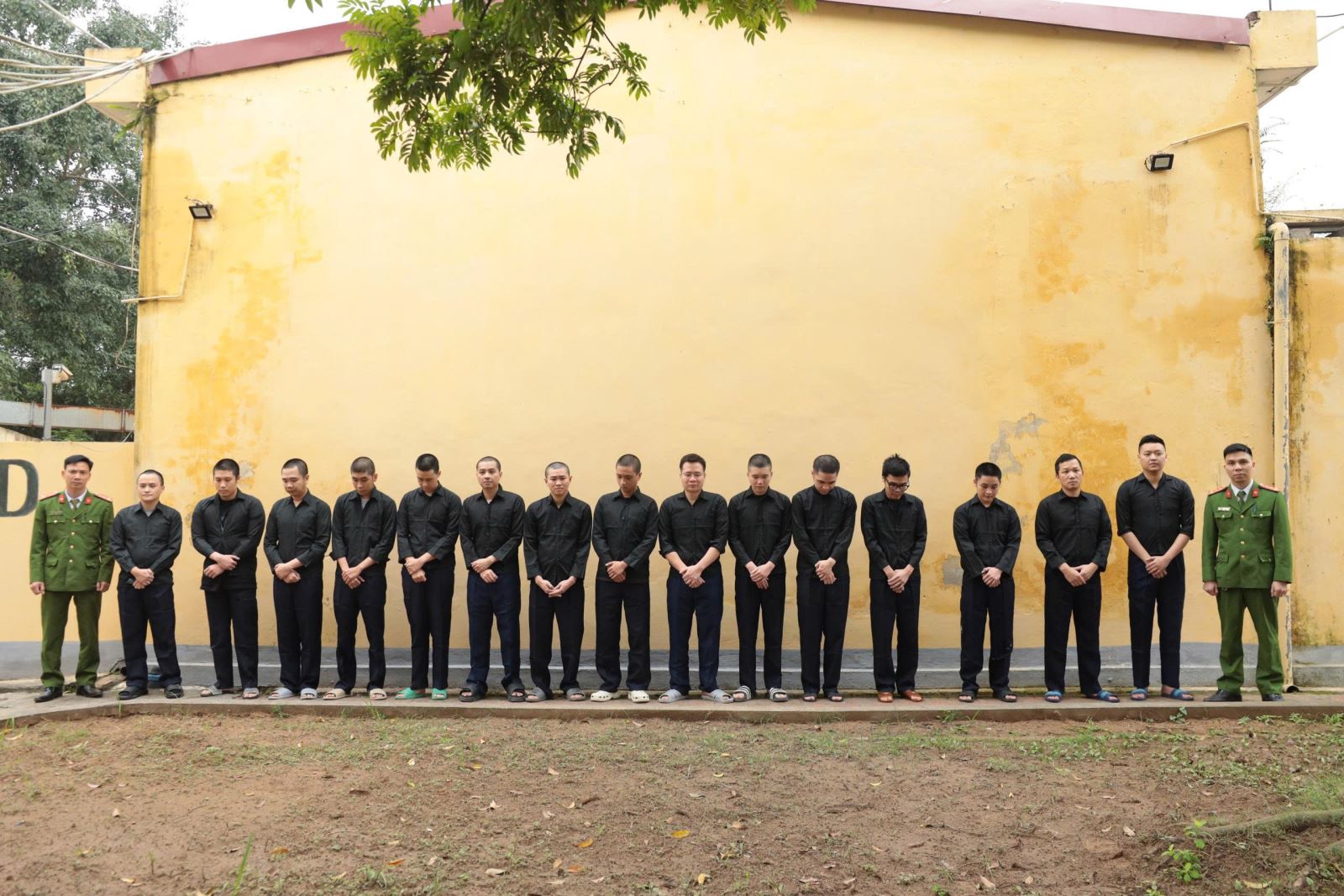 Ch&acirc;n dung 2 &ldquo;&ocirc;ng tr&ugrave;m&rdquo; cầm đầu đường d&acirc;y X&ocirc;i Lạc TV với quy m&ocirc; số tiền gần 1000 tỷ đồng- Ảnh 6.