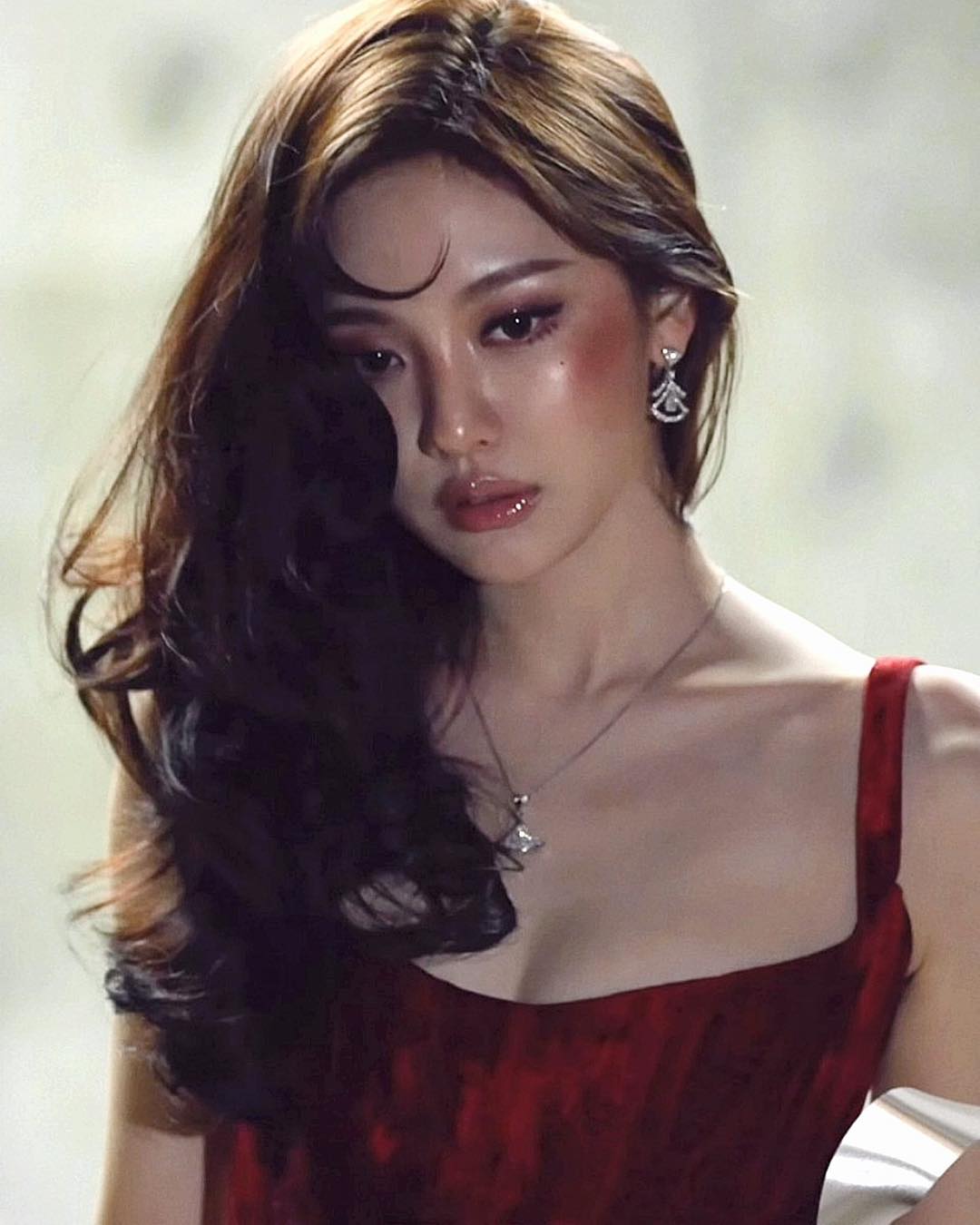 Mỹ nh&acirc;n 2k2 chưng mặt mộc, c&oacute; m&agrave;n đ&aacute;p trả ra sao với loạt b&igrave;nh luận khiếm nh&atilde; của netizen- Ảnh 5.