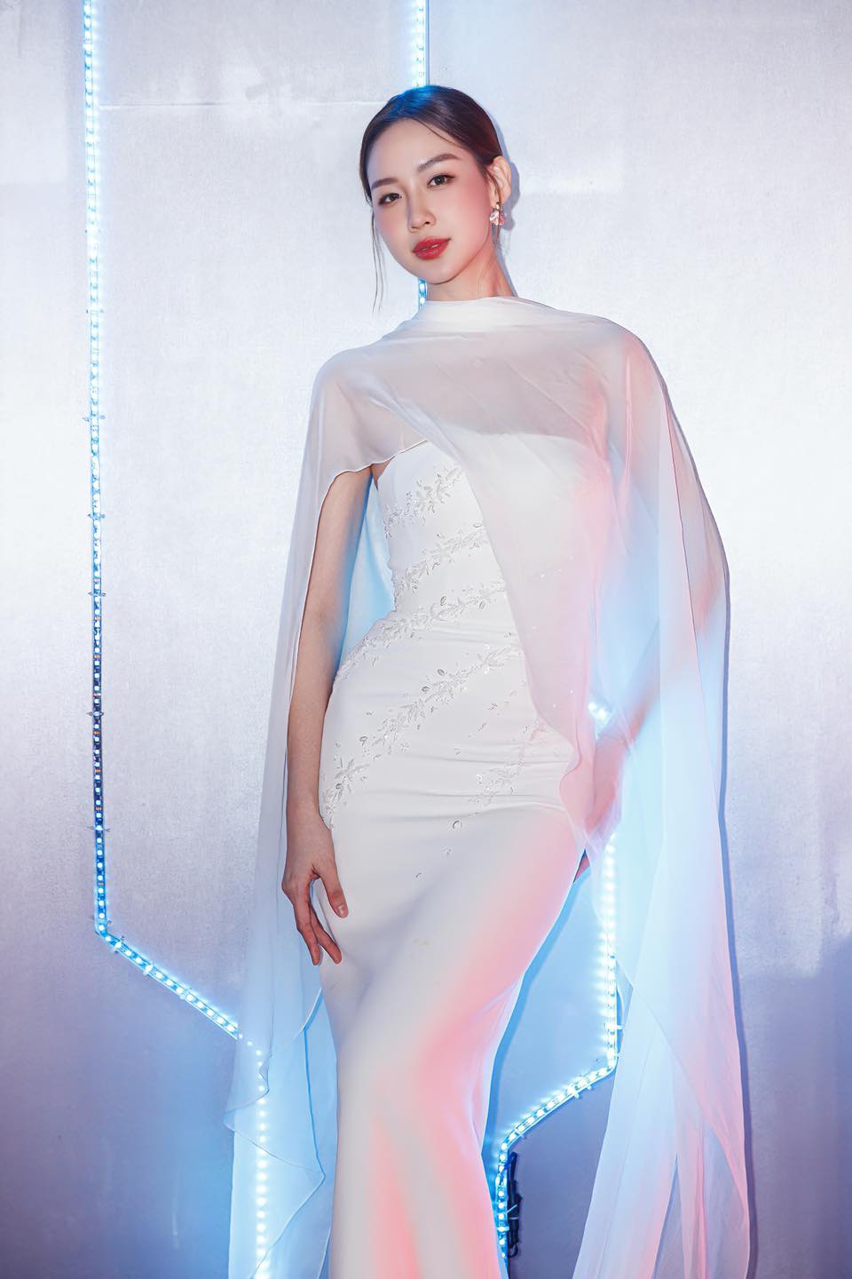 Mỹ nh&acirc;n Việt cao gần 1m9 c&oacute; ba l&agrave; Đại t&aacute; qu&acirc;n đội, sở hữu 1 thứ m&agrave; chưa ai trong showbiz đọ lại- Ảnh 5.