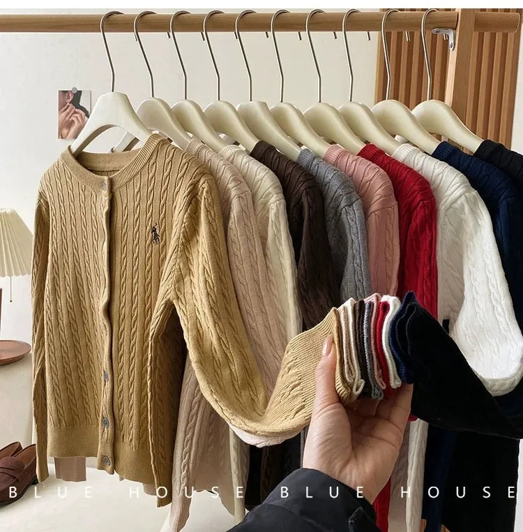 Đừng vung tiền mua sắm v&ocirc; tội vạ, phụ nữ s&agrave;nh điệu chỉ cần đ&uacute;ng 4 kiểu "&aacute;o kho&aacute;c mỏng" n&agrave;y để c&acirc;n trọn thời trang m&ugrave;a xu&acirc;n- Ảnh 16.