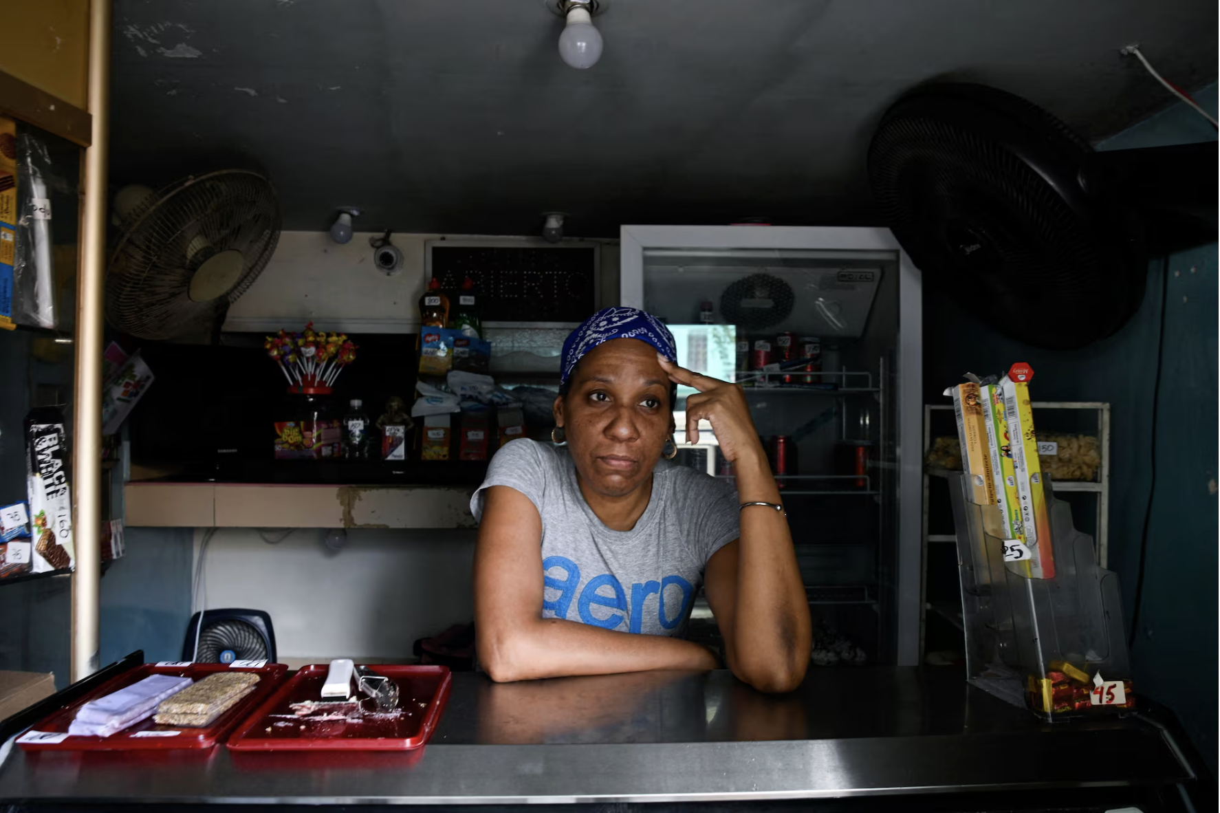 Hệ thống điện Cuba t&ecirc; liệt diện rộng sau sự cố bất ngờ- Ảnh 4.