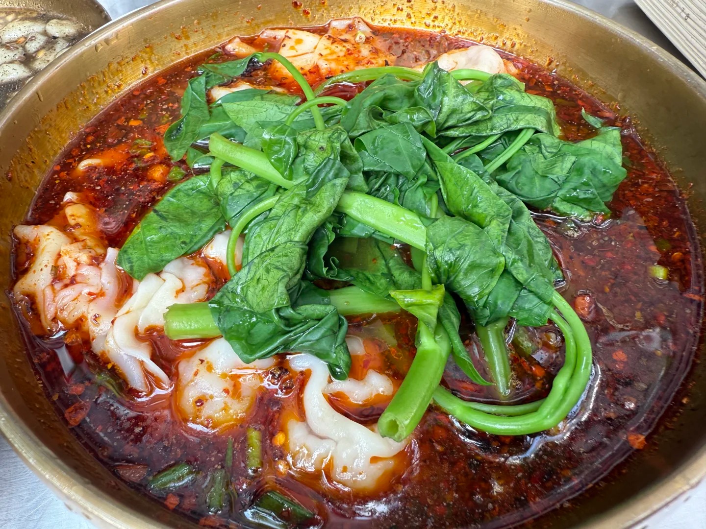 Thổ địa Tr&ugrave;ng Kh&aacute;nh chỉ điểm: 8 m&oacute;n vỉa h&egrave; "ngon chấn động" giấu trong hẻm s&acirc;u, chưa ăn coi như ph&iacute; tiền mua v&eacute;- Ảnh 9.