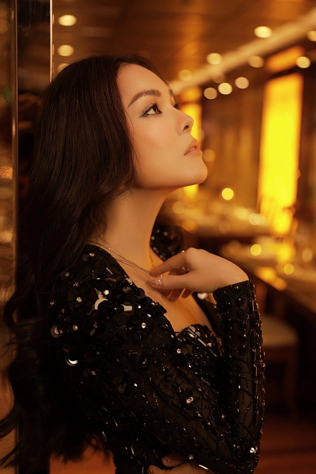 Nữ diễn vi&ecirc;n Việt nổi tiếng: T&igrave;nh duy&ecirc;n lận đận, li&ecirc;n tiếp gặp biến cố, kiệt sức phải nhập viện- Ảnh 3.