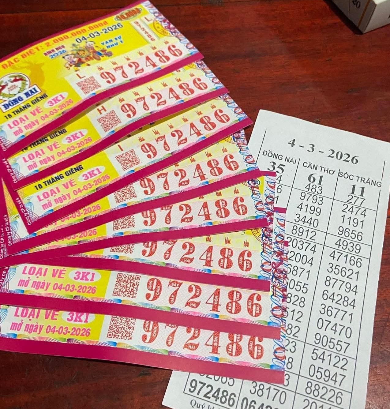 Chiều 5-3, lộ diện người tr&uacute;ng 2 giải độc đắc xổ số miền Nam- Ảnh 2.