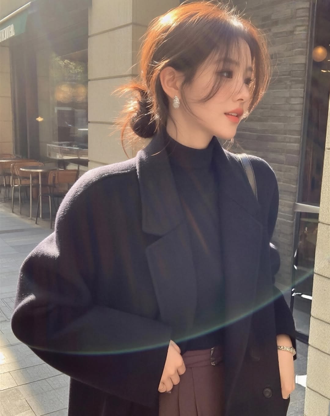 Nh&agrave; tuyển dụng nam: "Bạn thấy chỗ n&agrave;o tr&ecirc;n người t&ocirc;i đen nhất?" - c&ocirc; g&aacute;i đ&aacute;p lại vỏn vẹn 2 chữ v&agrave; được nhận ngay!- Ảnh 2.