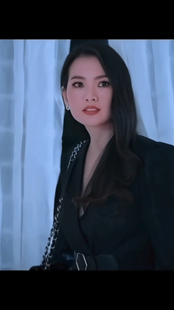 Mỹ nh&acirc;n Việt duy nhất chỉ l&ecirc;n h&igrave;nh 10 gi&acirc;y m&agrave; th&agrave;nh huyền thoại, nhan sắc hiếm như sao tr&ecirc;n trời- Ảnh 2.