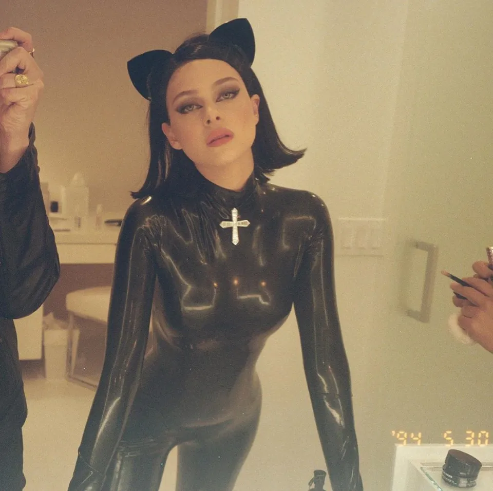 D&acirc;u cả nh&agrave; Beckham d&agrave;nh cả thanh xu&acirc;n để trở th&agrave;nh bản nh&aacute;i của Victoria d&ugrave; m&acirc;u thuẫn mẹ chồng - n&agrave;ng d&acirc;u lu&ocirc;n căng thẳng- Ảnh 2.