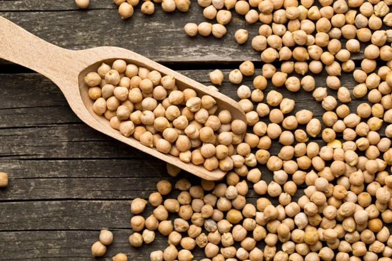 Loại hạt được mệnh danh l&agrave; "thịt b&ograve; thượng hạng" của giới thực vật, c&oacute; t&aacute;c dụng ổn định đường huyết, bảo vệ mạch m&aacute;u, cả gia đ&igrave;nh đều c&oacute; thể thưởng thức!- Ảnh 1.