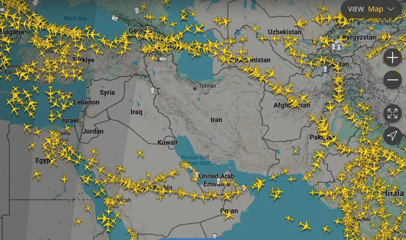 Phi c&ocirc;ng Việt Nam kể về chuyến bay xuy&ecirc;n qua 'chảo lửa' Trung Đ&ocirc;ng- Ảnh 2.