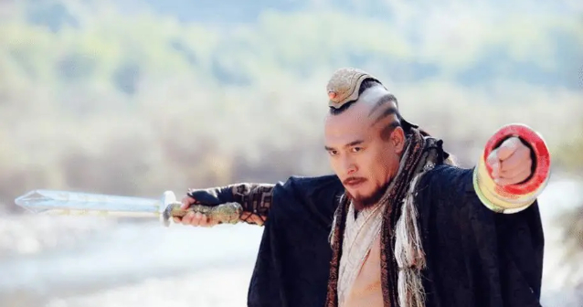 Kim Lu&acirc;n Ph&aacute;p Vương bất ngờ "chỉ điểm" cho Dương Qu&aacute;: C&acirc;u n&oacute;i tưởng v&ocirc; t&igrave;nh nhưng ẩn chứa điều đ&aacute;ng sợ!- Ảnh 2.