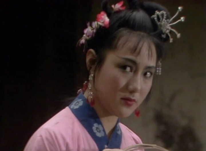 C&ocirc; th&ocirc;n nữ đ&aacute;ng thương trong "T&acirc;y du k&yacute;": Học vấn nổi trội, giờ l&agrave; gi&aacute;m đốc nh&agrave; h&aacute;t- Ảnh 1.