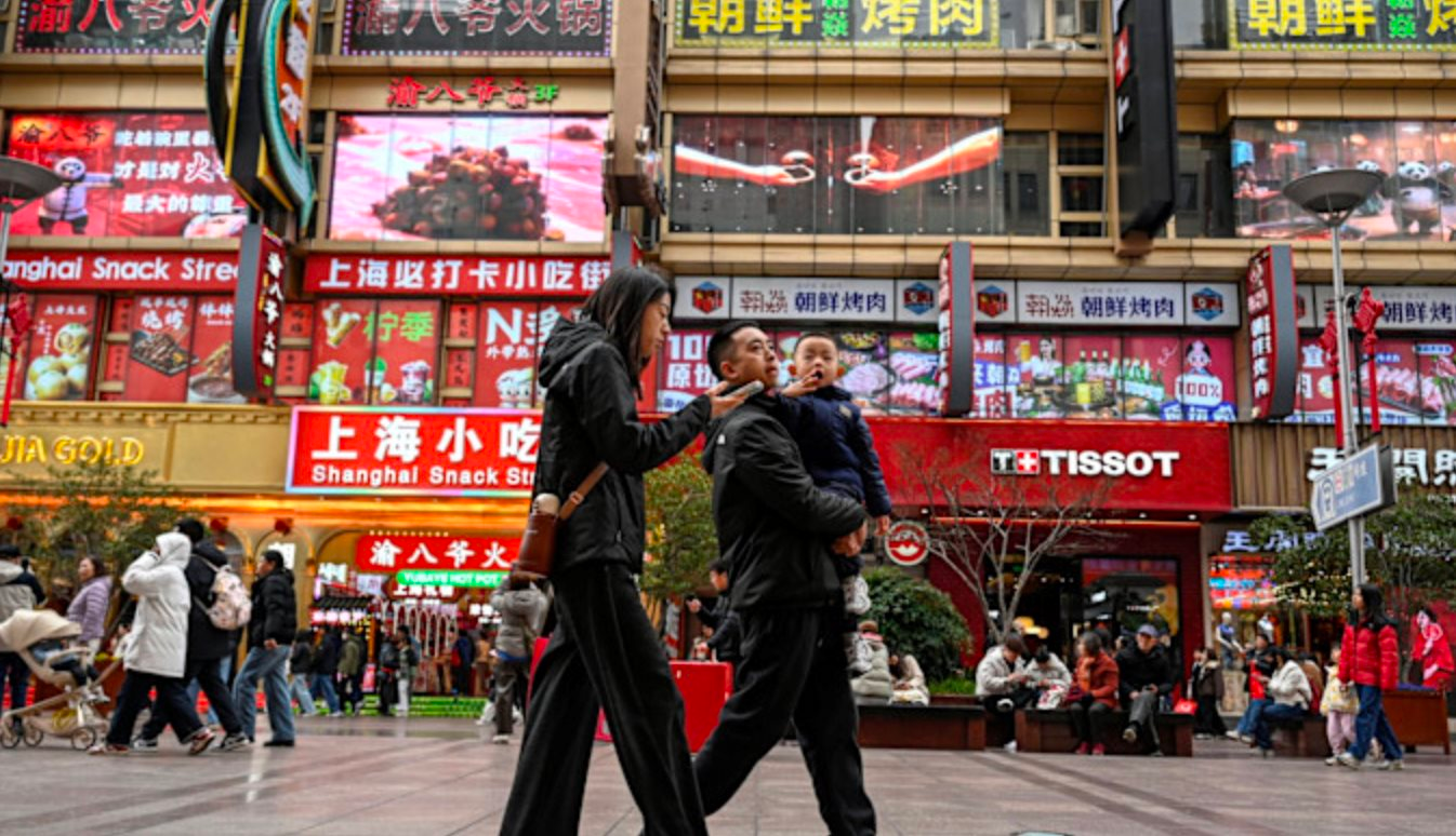 Trung Quốc c&ocirc;ng bố con số thấp chưa từng c&oacute; trong gần 4 thập kỷ- Ảnh 1.