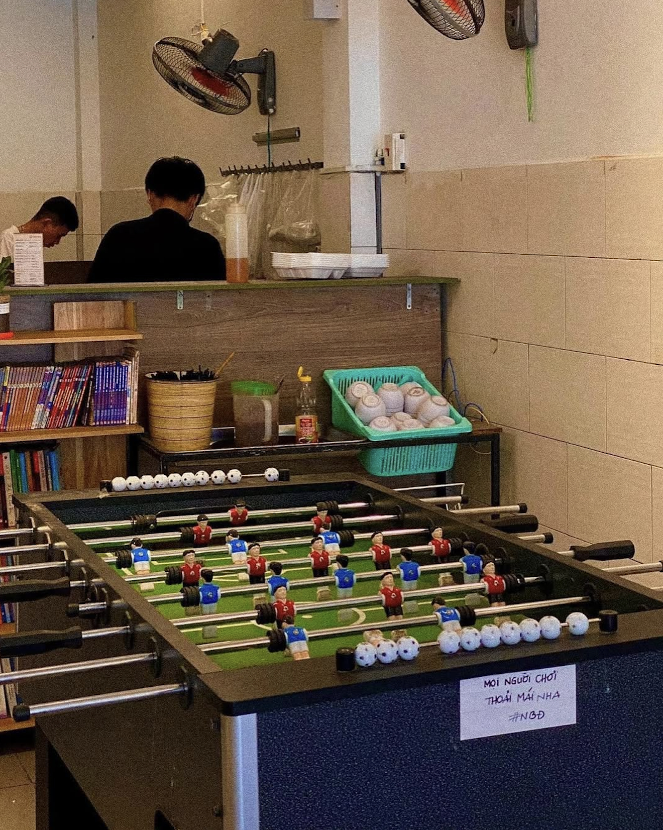 Từ nay nhiều qu&aacute;n bao shipper m&aacute;y lạnh, sạc pin miễn ph&iacute; khiến h&agrave;ng triệu người ấm l&ograve;ng- Ảnh 4.