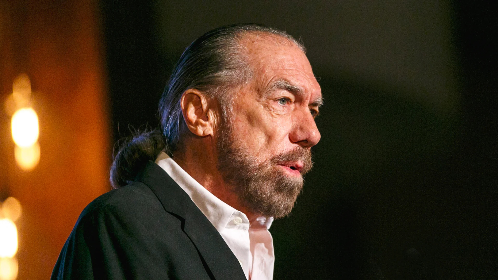 Bị vợ ruồng bỏ, bố đơn th&acirc;n ngh&egrave;o khổ tất tay cho "canh bạc" ngoạn mục, lột x&aacute;c th&agrave;nh &ocirc;ng tr&ugrave;m tỷ đ&ocirc;- Ảnh 1.