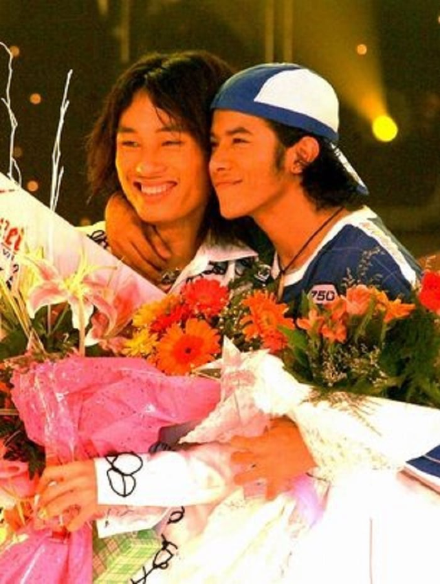 Nam ca sĩ Việt vừa qua đời: Qu&aacute;n qu&acirc;n Sao Mai, gương mặt biến dạng v&igrave; bạo bệnh- Ảnh 2.