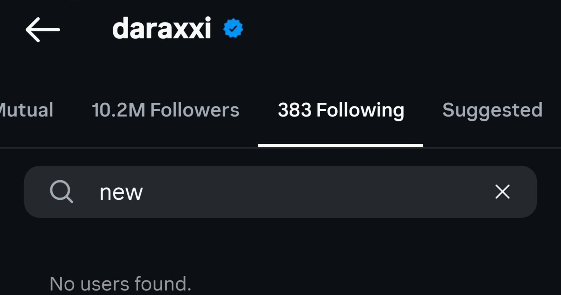 Park Bom bỏ theo d&otilde;i 2NE1, 