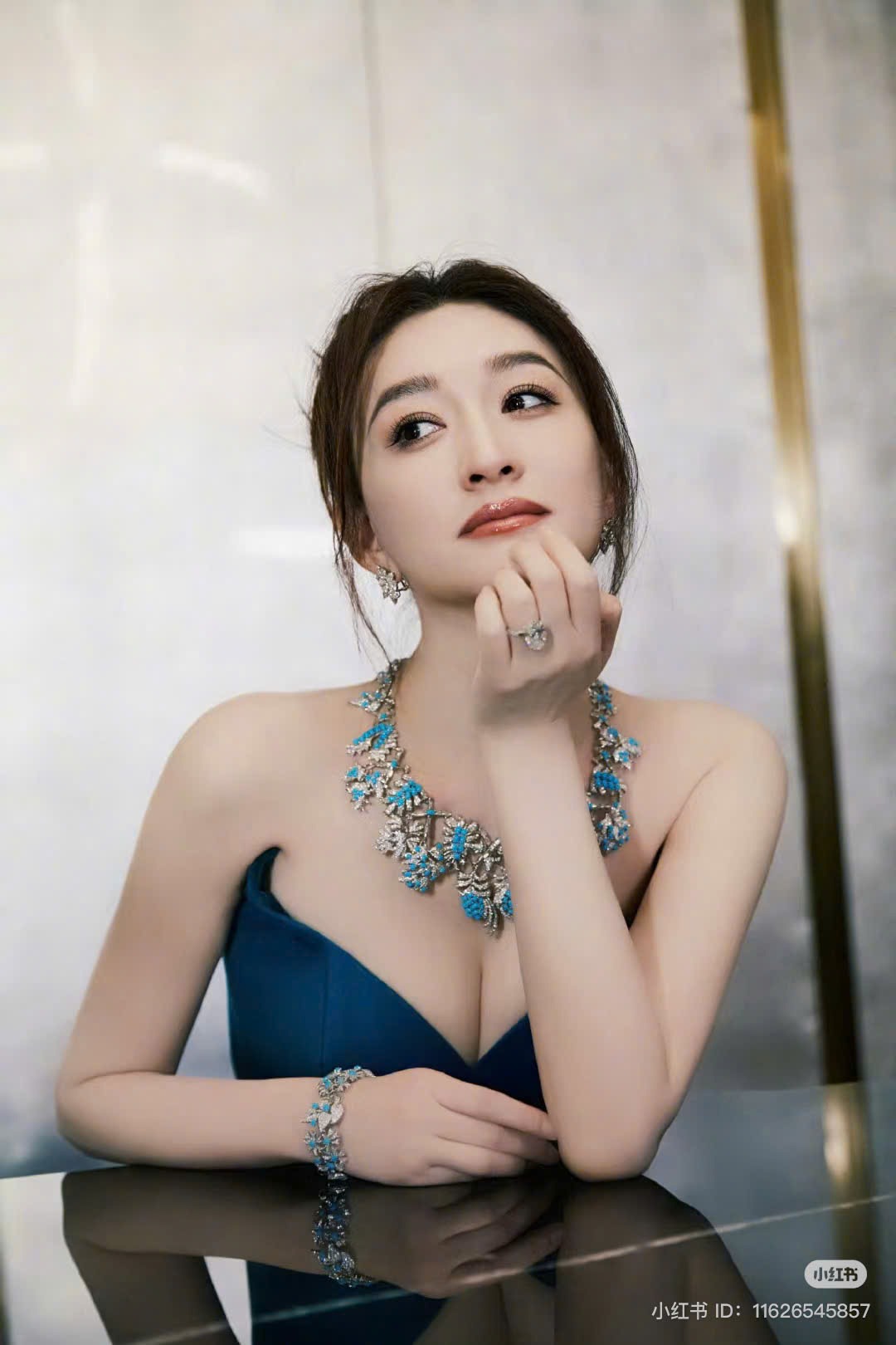 Nữ diễn vi&ecirc;n hạng A mang tiếng bỏ bạn ngh&egrave;o v&igrave; đại gia, giờ sự t&igrave;nh kinh ho&agrave;ng ph&iacute;a sau mới s&aacute;ng tỏ- Ảnh 2.