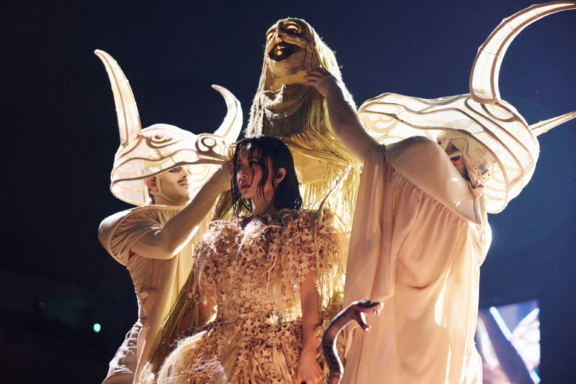 Sở Văn h&oacute;a - Du lịch buộc dừng concert 