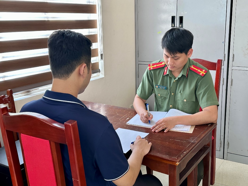 Vợ chồng Mạc Duy C&ocirc;ng v&agrave; Nguyễn Thị Quế Phương đ&atilde; l&agrave;m g&igrave; m&agrave;  khiến 14 người bị đề nghị truy tố?- Ảnh 1.