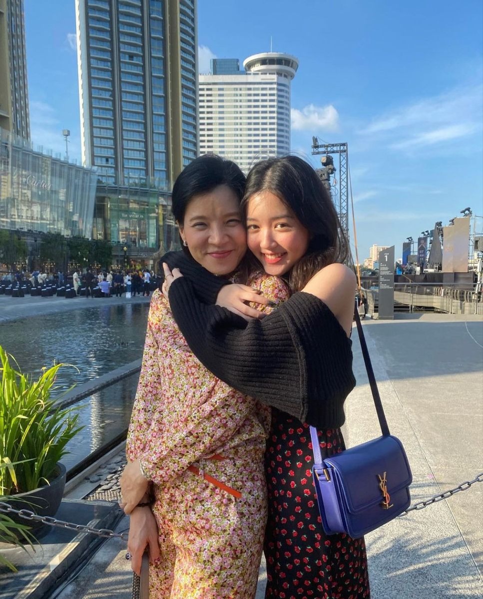 Mẹ t&ocirc;i m&ecirc; tiền v&agrave; 5 điều t&ocirc;i học theo khiến m&igrave;nh kh&ocirc;ng thể ngh&egrave;o được!- Ảnh 1.