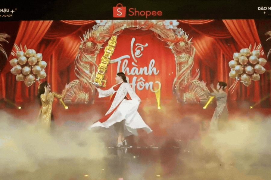 Fan Meeting Đảo Hoa Hậu - &ldquo;qu&acirc;n b&agrave;i&rdquo; shoppertainment mới gi&uacute;p Shopee Live khuấy đảo mạng x&atilde; hội- Ảnh 5.