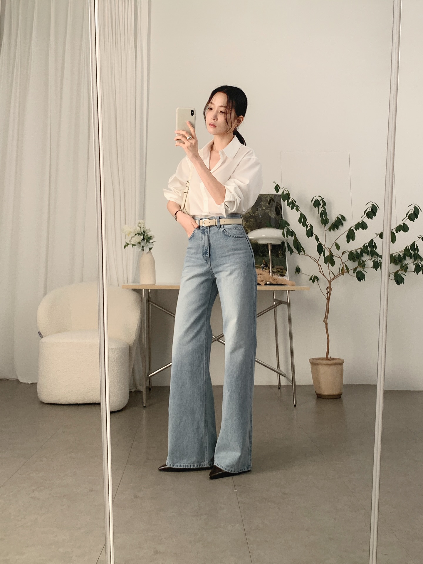 Bước sang m&ugrave;a h&egrave;, chị em n&agrave;o cũng trẻ hẳn ra nhờ 5 m&oacute;n thời trang "hack" tuổi đỉnh- Ảnh 8.