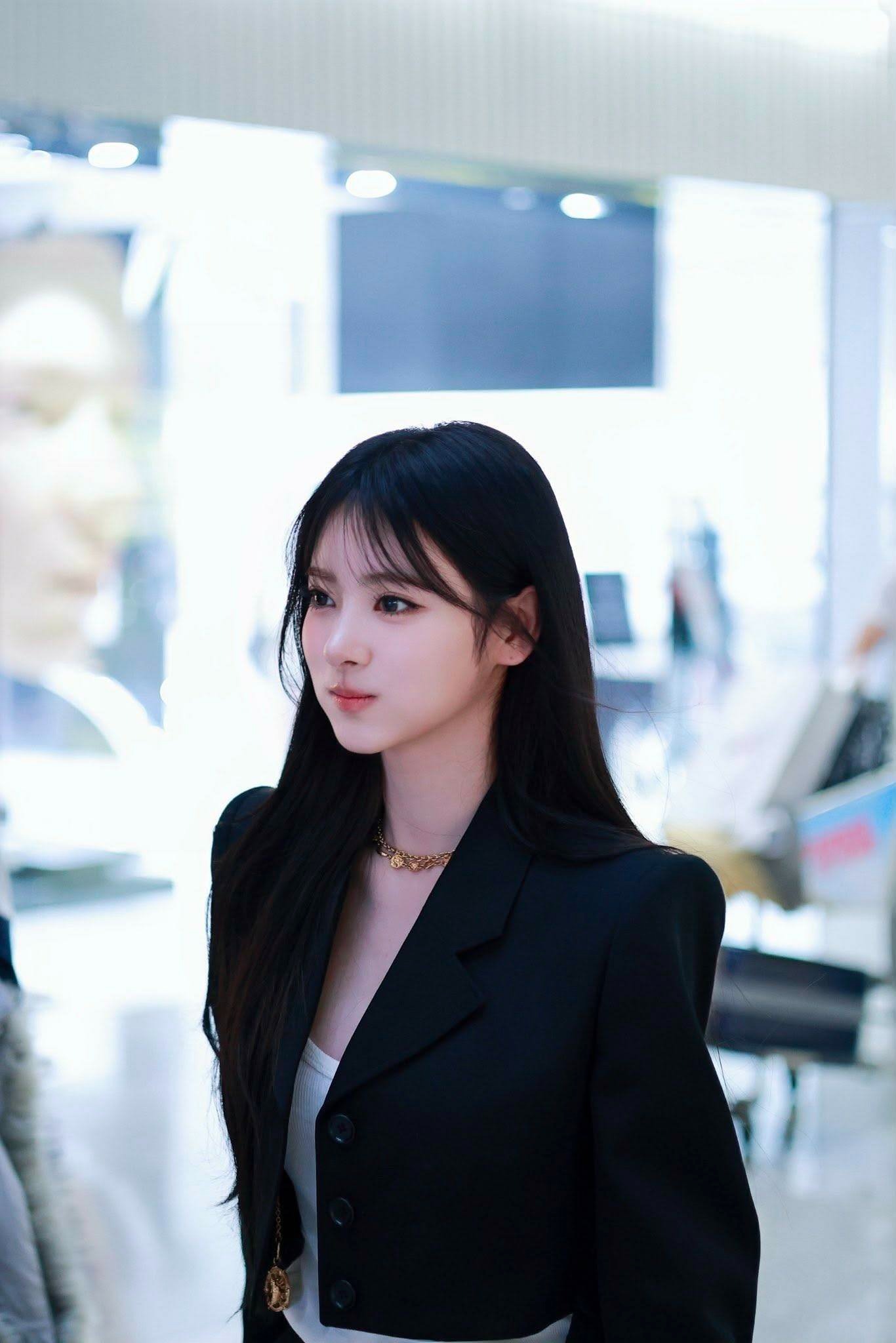 Mỹ nữ khiến "hung thần" Getty Images chỉ c&ograve;n l&agrave; c&aacute;i t&ecirc;n: Ngũ quan ho&agrave;n hảo như s&aacute;ch mẫu, style sang chảnh xịn ngất ng&acirc;y- Ảnh 11.