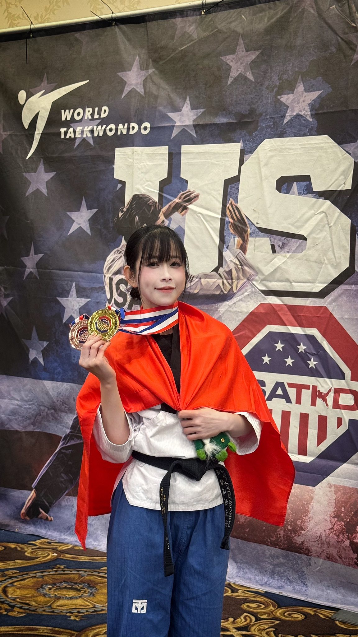 Đẳng cấp l&agrave; đ&acirc;y: Ch&acirc;u Tuyết V&acirc;n gi&agrave;nh "c&uacute; đ&uacute;p" huy chương Taekwondo tại Mỹ- Ảnh 2.