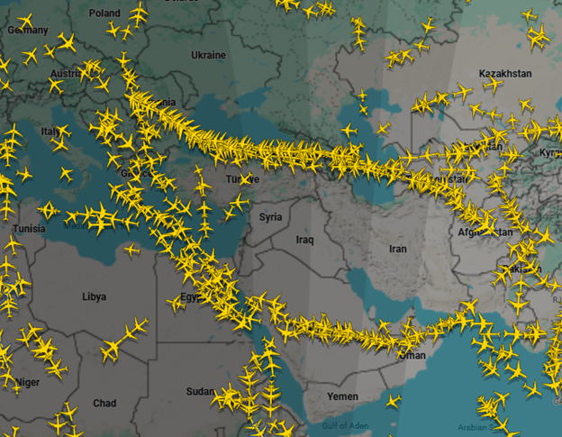 Du lịch Th&aacute;i Lan c&oacute; thể giảm đến 25% nếu khủng hoảng k&eacute;o d&agrave;i v&agrave; l&yacute; do v&igrave; sao cả Đ&ocirc;ng Nam &Aacute; đều dễ "chao đảo"?- Ảnh 2.