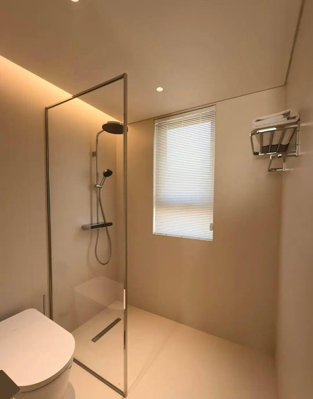 Nhiều gia đ&igrave;nh bắt đầu bỏ bồn rửa mặt trong ph&ograve;ng tắm: Sau khi xem thiết kế n&agrave;y, t&ocirc;i ước m&igrave;nh c&oacute; thể ph&aacute; bỏ tất cả v&agrave; cải tạo lại từ đầu- Ảnh 1.