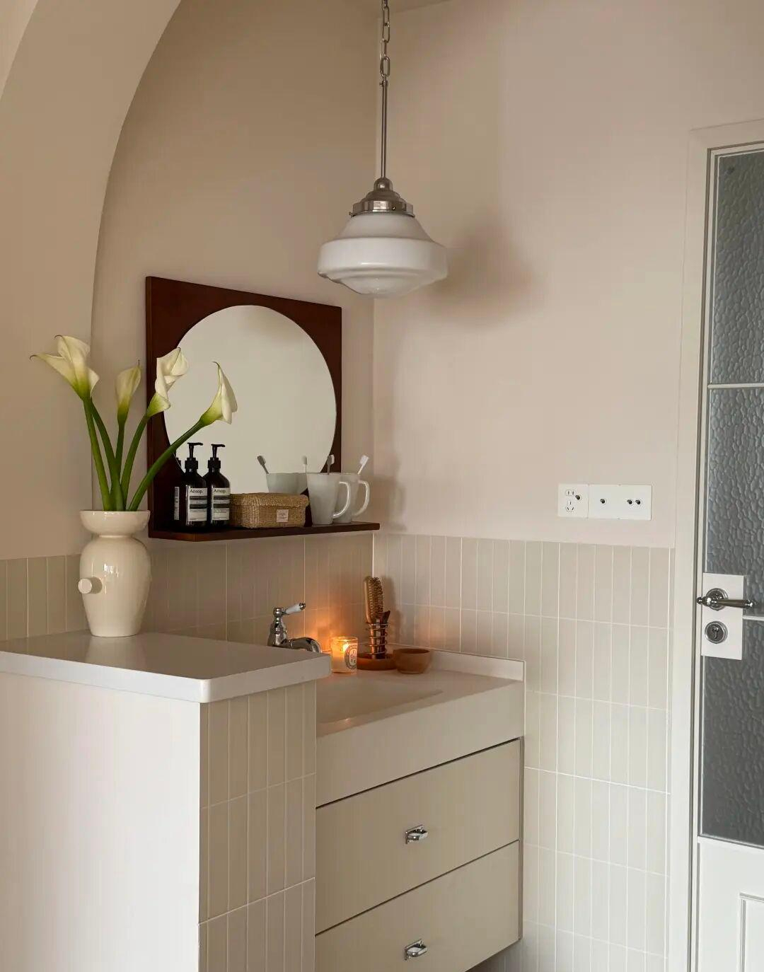 Nhiều gia đ&igrave;nh bắt đầu bỏ bồn rửa mặt trong ph&ograve;ng tắm: Sau khi xem thiết kế n&agrave;y, t&ocirc;i ước m&igrave;nh c&oacute; thể ph&aacute; bỏ tất cả v&agrave; cải tạo lại từ đầu- Ảnh 6.