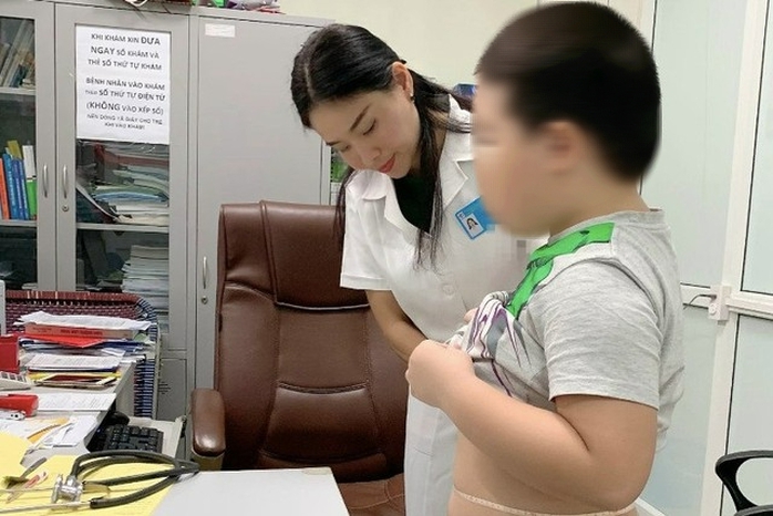 H&uacute;t thuốc, b&eacute;o ph&igrave;, &iacute;t vận động c&oacute; thể bị gi&aacute;m s&aacute;t sức khỏe- Ảnh 1.