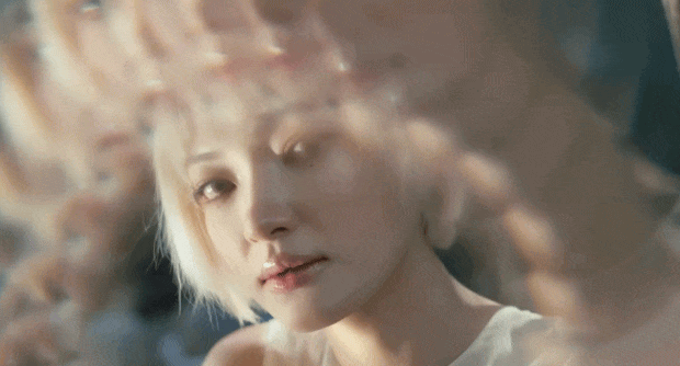 Từ chuyện cả c&otilde;i mạng "hỗn chiến" v&igrave; MV debut của Ch&acirc;u B&ugrave;i- Ảnh 7.