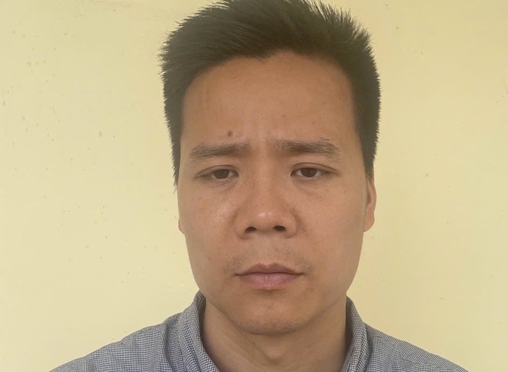 Vụ 100 tấn thực phẩm chức năng giả: Một cựu c&aacute;n bộ c&ocirc;ng an bị đề nghị truy tố- Ảnh 1.