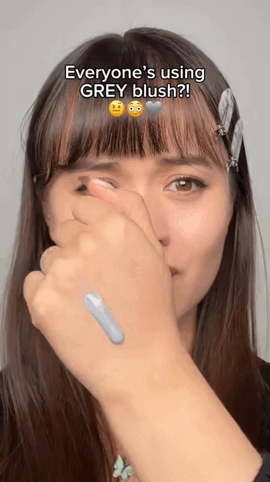 "Chiếc m&aacute; hồng" khiến g&aacute;i xinh từ ch&acirc;u &Aacute; đến trời T&acirc;y m&ecirc; kh&ocirc;ng lối tho&aacute;t, t&ocirc;ng m&agrave;u lạ lẫm nhưng đỉnh th&ocirc;i rồi- Ảnh 2.