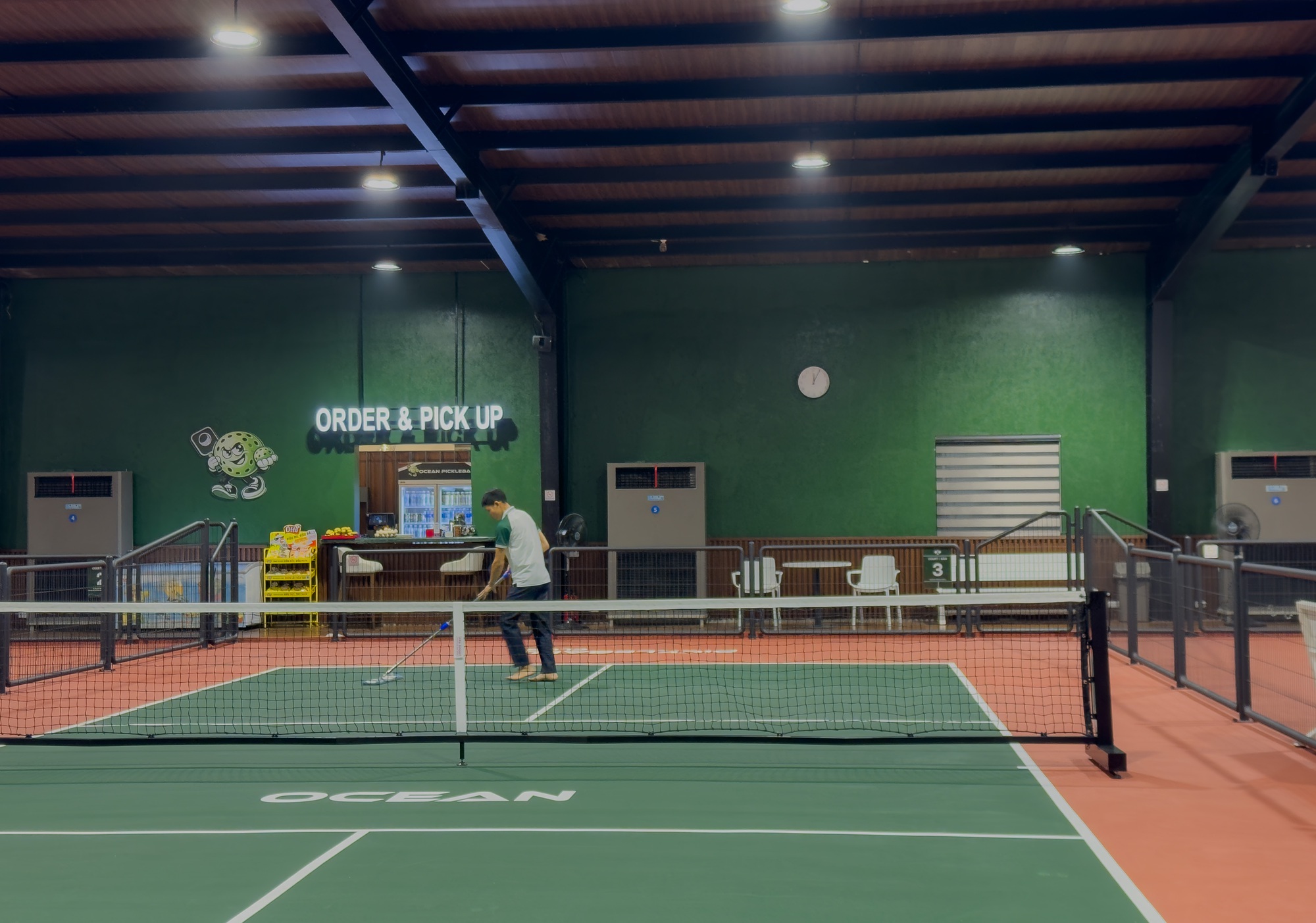C&oacute; g&igrave; ở s&acirc;n Pickleball gi&aacute; 749k/giờ tại H&agrave; Nội?- Ảnh 10.