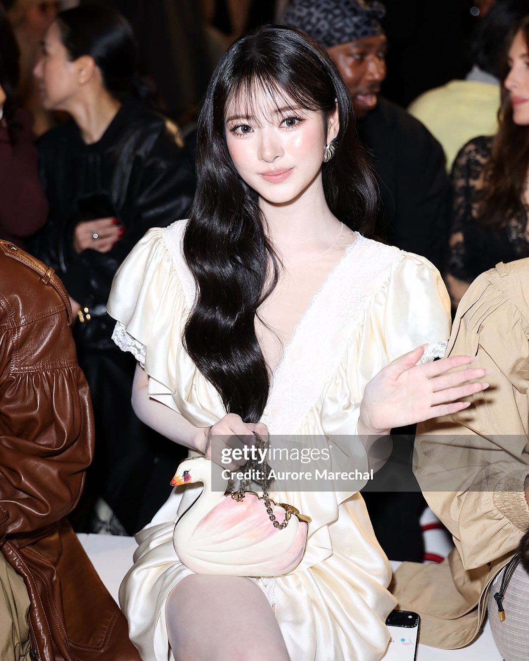 Mỹ nữ khiến "hung thần" Getty Images chỉ c&ograve;n l&agrave; c&aacute;i t&ecirc;n: Ngũ quan ho&agrave;n hảo như s&aacute;ch mẫu, style sang chảnh xịn ngất ng&acirc;y- Ảnh 1.