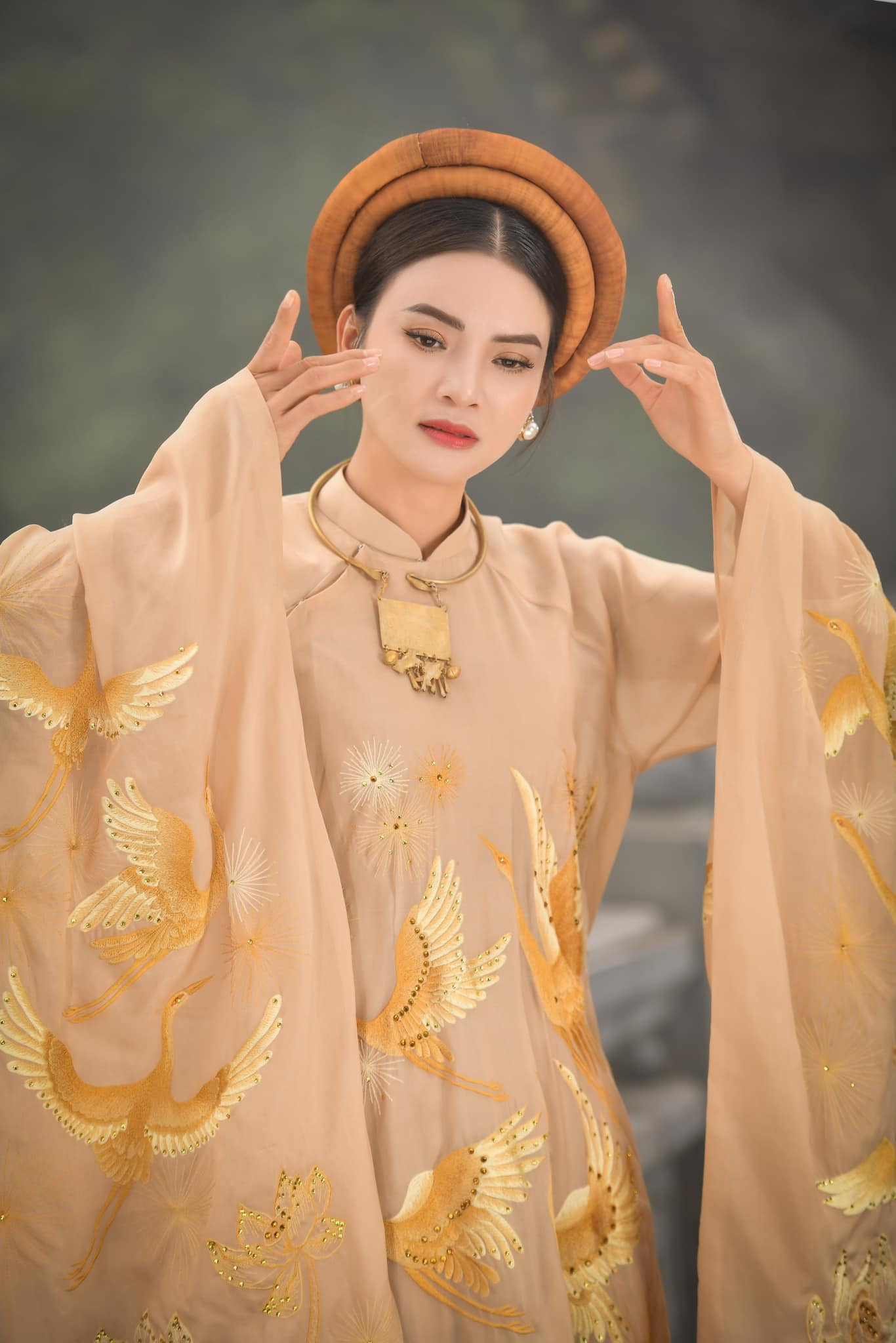 NSND trẻ nhất Việt Nam sở hữu biệt phủ nghỉ dưỡng rộng 8.000m2 ở H&agrave; Nội, đi mỏi ch&acirc;n kh&ocirc;ng hết- Ảnh 1.