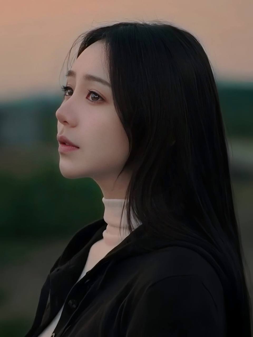 Quỳnh Kool xinh đẹp nhưng kh&ocirc;ng "vừa mắt" kh&aacute;n giả trong phim mới- Ảnh 9.