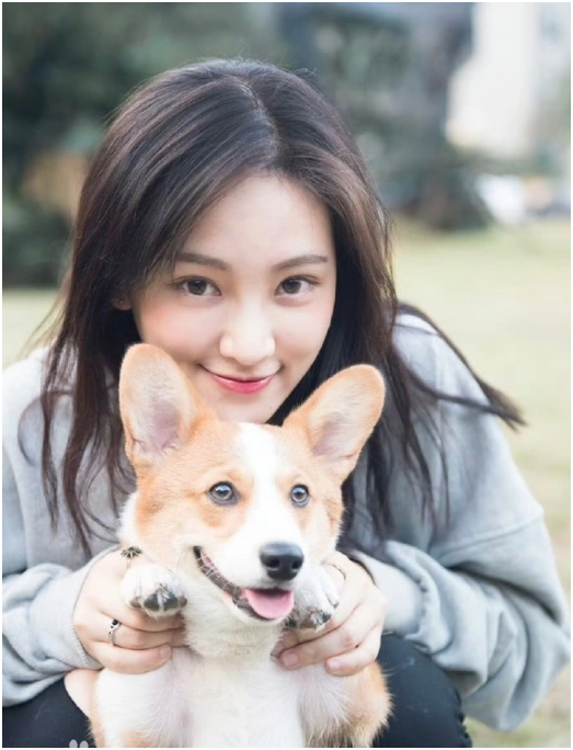 T&igrave;nh h&igrave;nh hiện tại của "nữ thần Vũ H&aacute;n" d&ugrave;ng c&aacute;t-x&ecirc; &ldquo;bao nu&ocirc;i&rdquo; bạn trai- Ảnh 6.