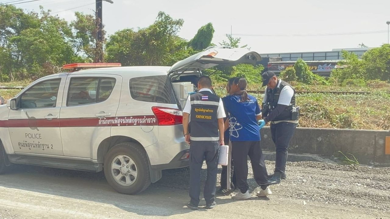 Ph&aacute;t hiện người đ&agrave;n &ocirc;ng trong tư thế treo cổ, b&ecirc;n cạnh c&oacute; thư tuyệt mệnh, thi thể c&oacute; nhiều vết thương- Ảnh 2.