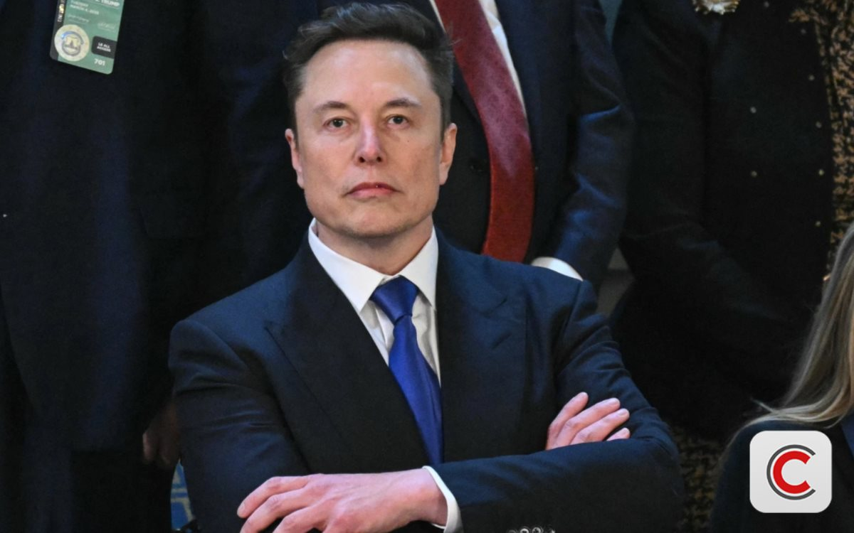 N&oacute;ng: Elon Musk bị kiện tập thể- Ảnh 1.