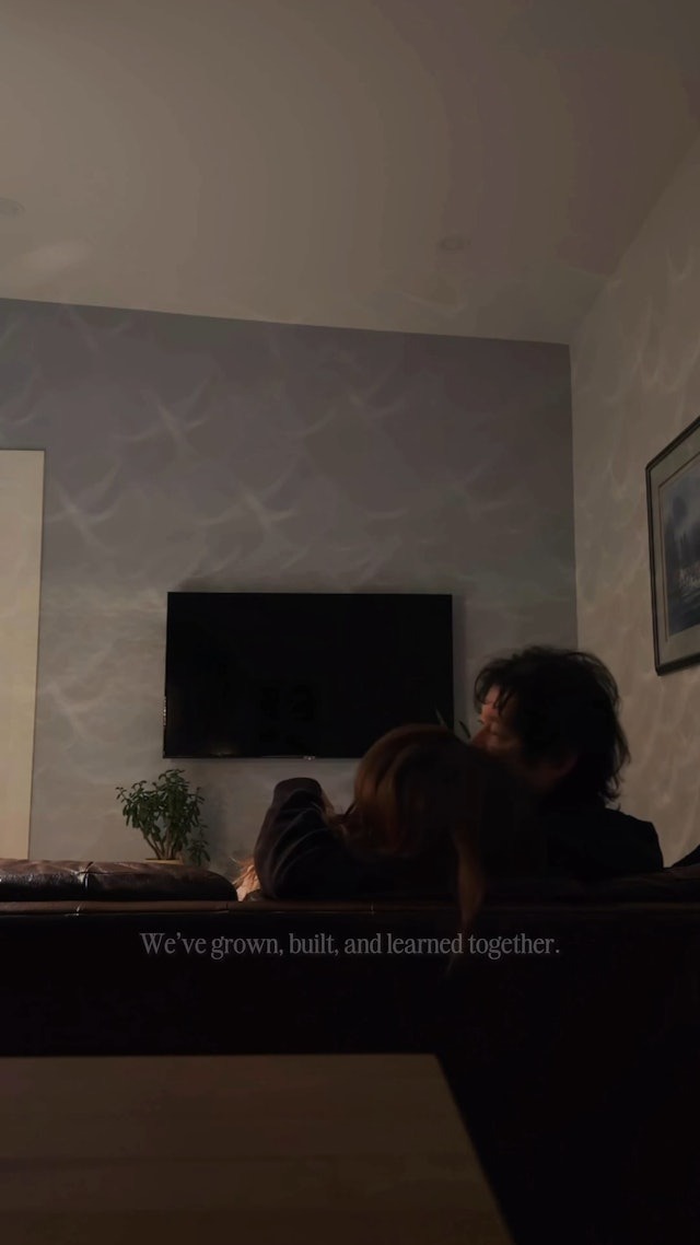 Hoa hậu v&agrave; chồng b&aacute;c sĩ hơn 13 tuổi vừa đệ đơn ly h&ocirc;n, nay t&aacute;i hợp 