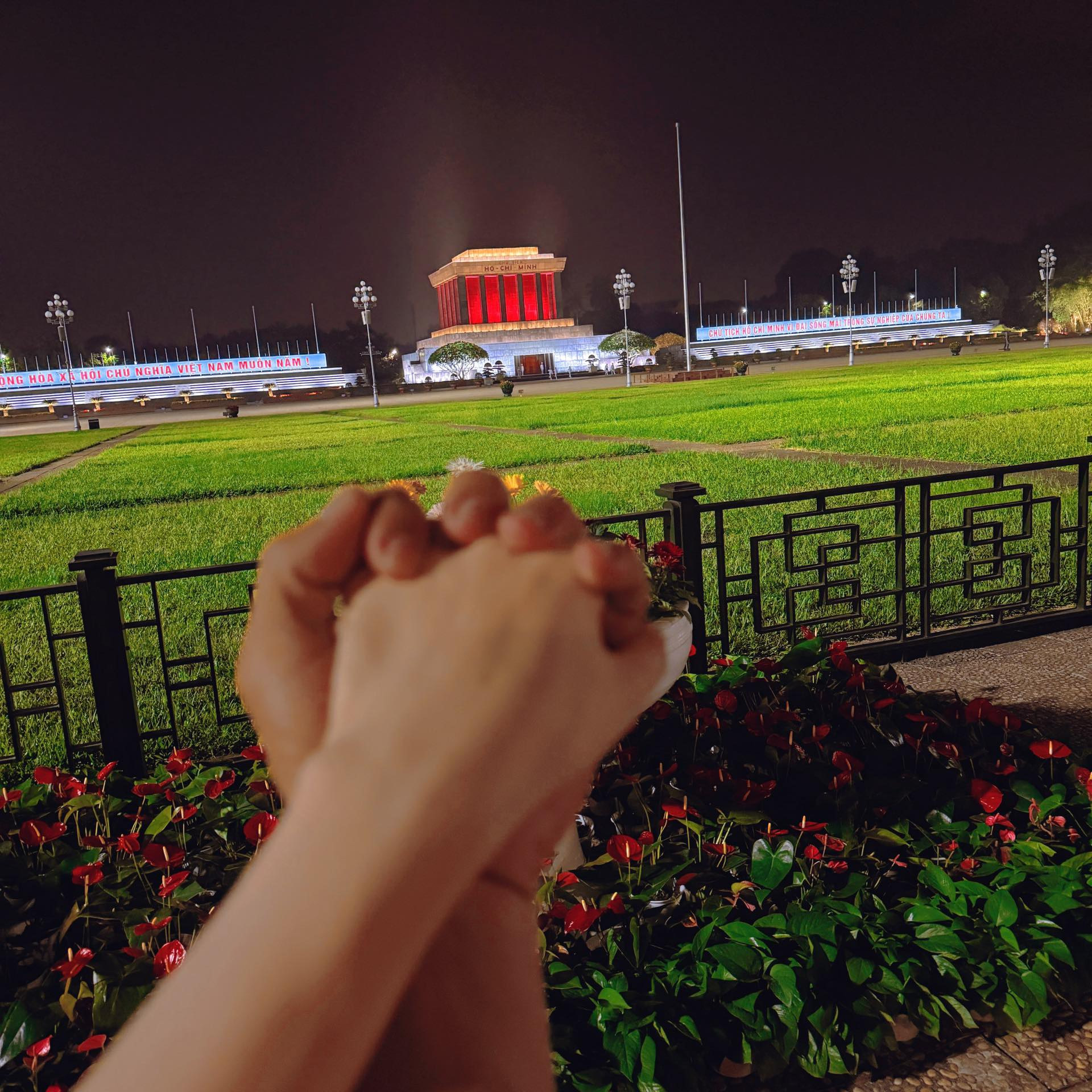 Đại &uacute;y qu&acirc;n đội đang y&ecirc;u Ho&agrave; Minzy: Follow chỉ m&igrave;nh em, c&ugrave;ng nữ ca sĩ k&iacute;n đ&aacute;o l&agrave;m điều đặc biệt hơn 2 năm trước- Ảnh 8.