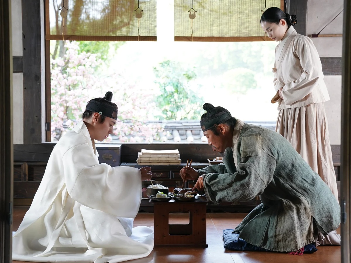 10 triệu người m&ecirc; mệt phim H&agrave;n hay đến từng gi&acirc;y: Nam ch&iacute;nh diễn đỉnh của đỉnh, lập kỷ lục 12 năm chưa từng xuất hiện- Ảnh 3.