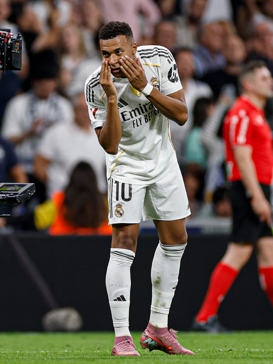 Mbappe m&acirc;u thuẫn với Real?- Ảnh 1.